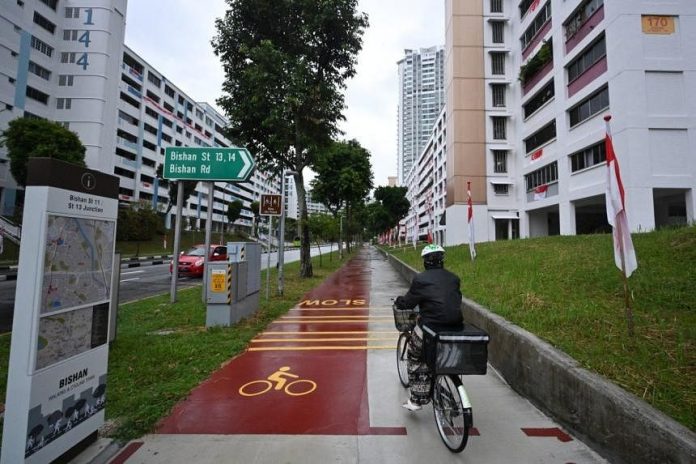 Bicycles, kick scooters to be banned from pedestrian-only footpaths, Singapore News