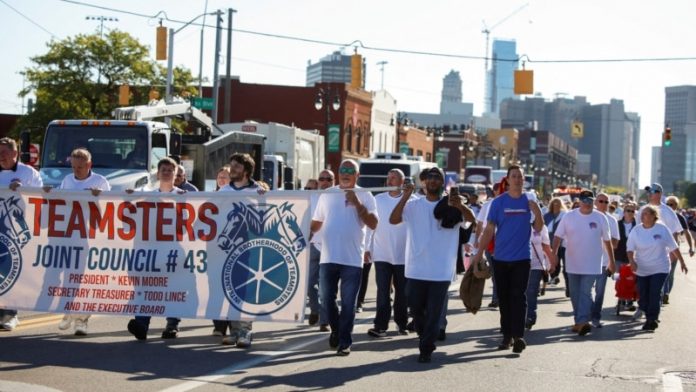 Teamsters union declines to endorse Trump or Harris