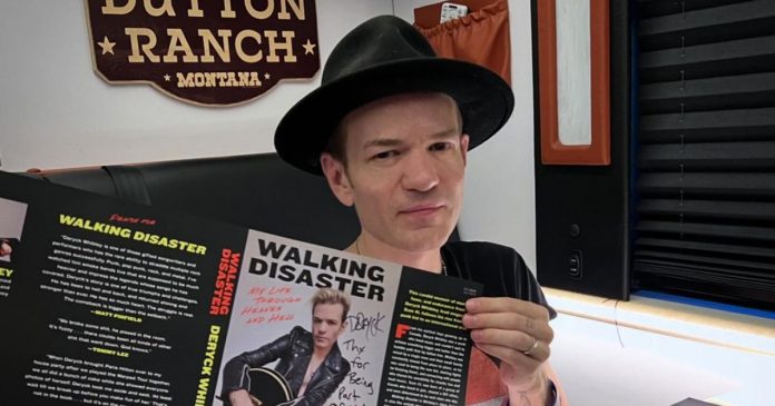 Sum 41 frontman Deryck Whibley claims former manager pressured him into a sexual relationship, Entertainment News