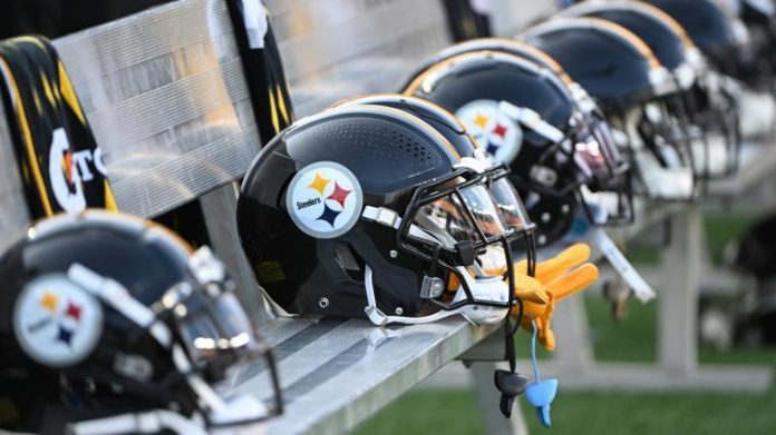 Pittsburgh Steelers named possible trade suitor for embattled quarterback