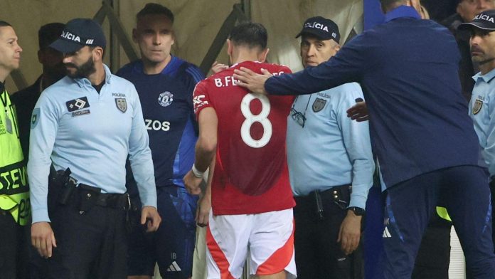 Fernandes accused of ‘getting sent off on purpose’ to force Ten Hag sack at Man Utd